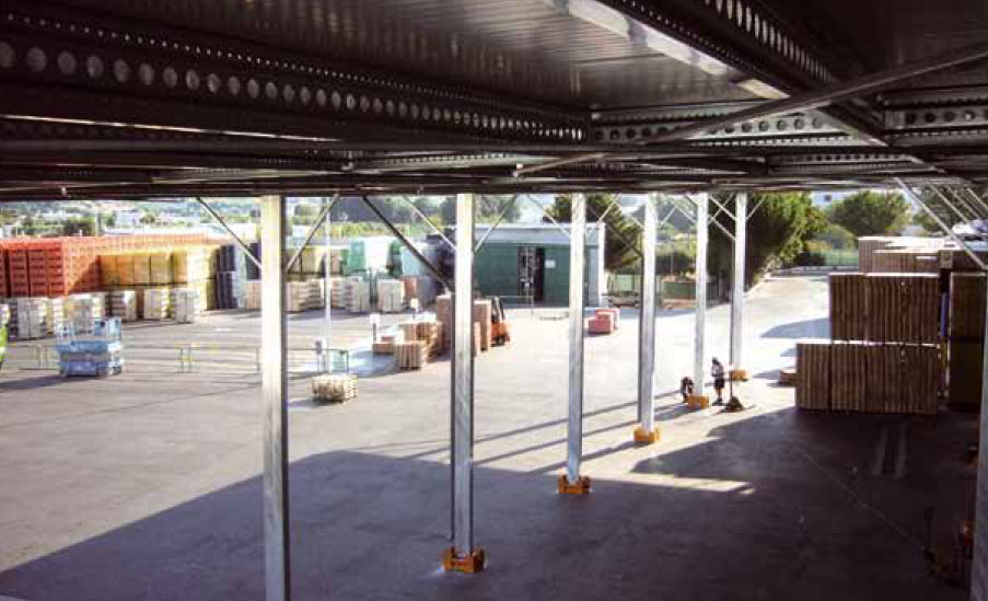 Lorem ipsum dolor sit amet, consectetuer adipiscing elit. Aenean commodo ligula eget dolor. Aenean massa.